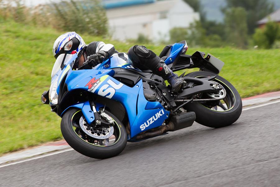 The Suzuki GSX-R600 handles incredibly well indeed