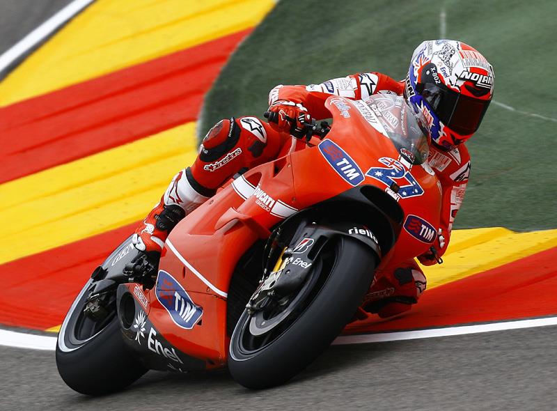 Aragon MotoGP: Casey Stoner tops wet second session