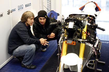 Leon and Ron Haslam spent time in the BMW pit this morning