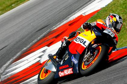 Pedrosa is torn between the 2010 and 2011 Honda chassis