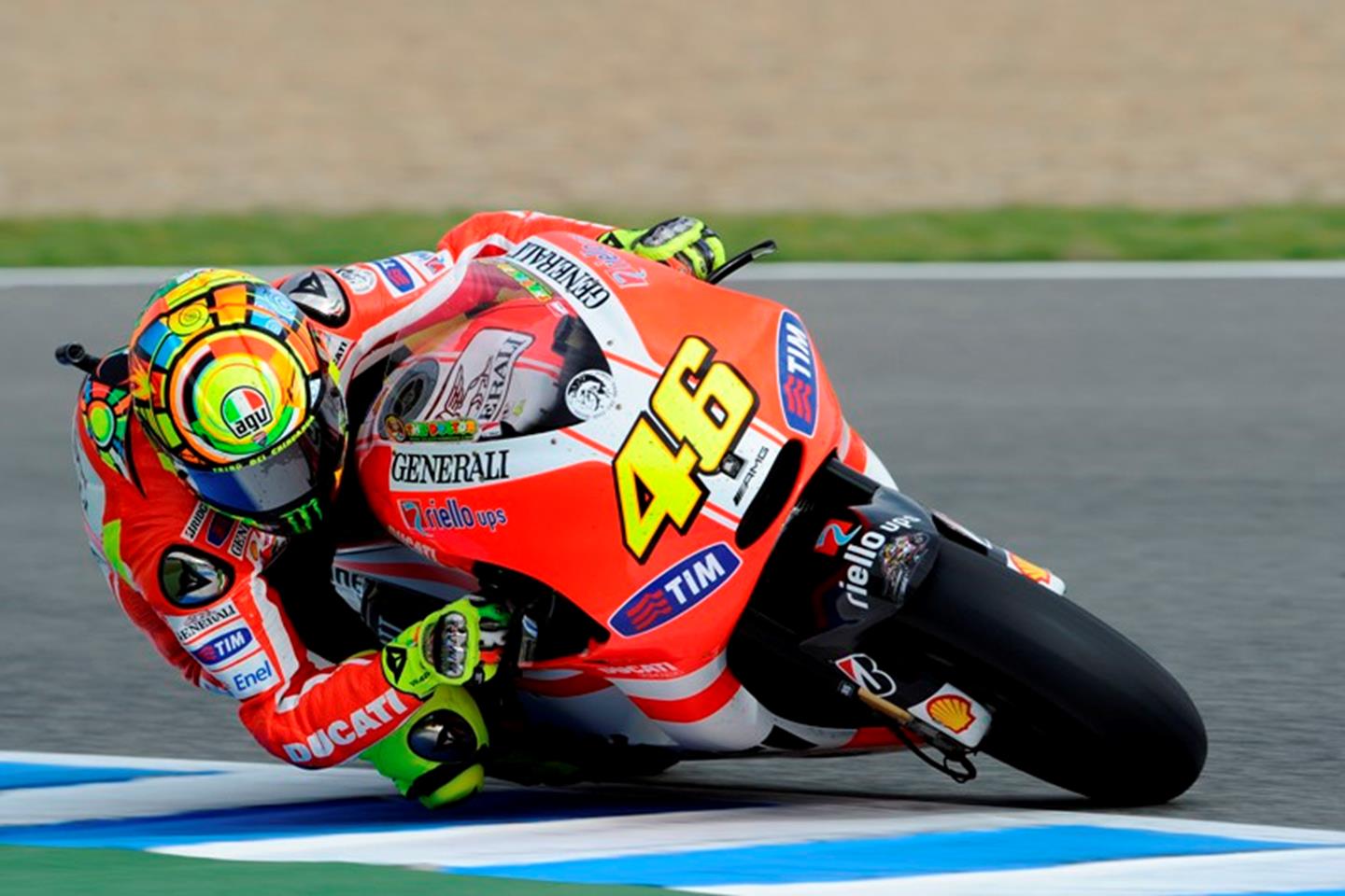 valentino rossi on ducati