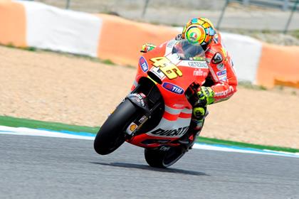 Revised Ducati GP11 impresses Rossi in testing at Estoril