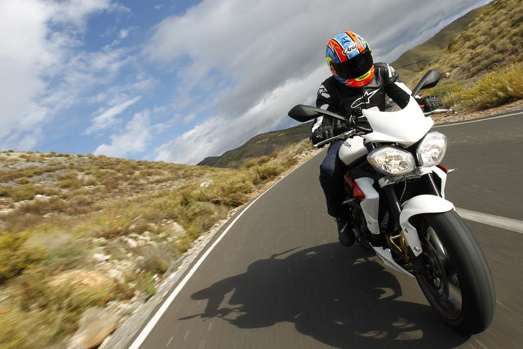 Triumph Street Triple R (2013-on) Motorcycle Review