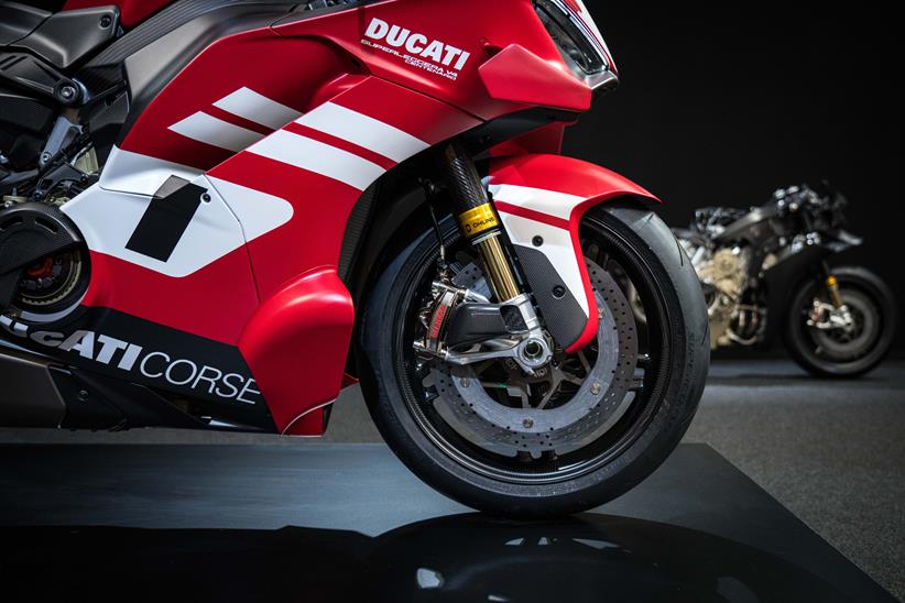 Ducati Superleggera V4 Centenario 14