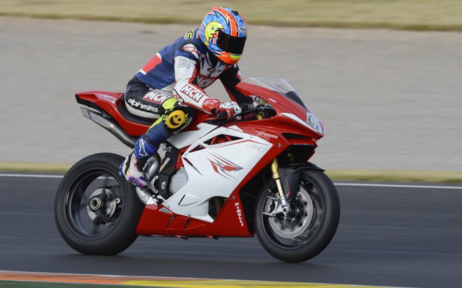 Neevesy wheelieing an MV Agusta F4 1000