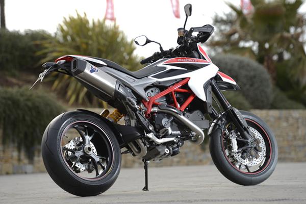 DUCATI HYPERMOTARD 821 (2013-on) Review, Specs & Prices