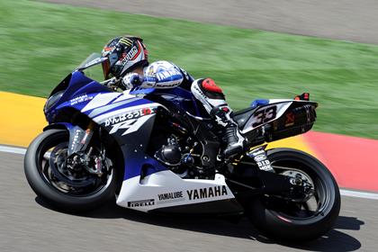 Melandri used his experience to go fastest in FP1