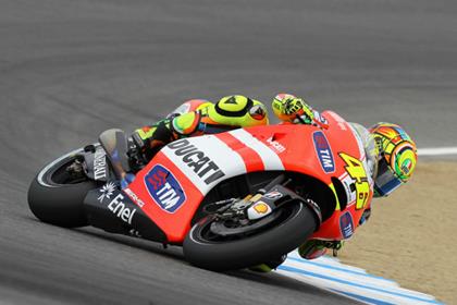 Rossi perseveres with new Ducati at Laguna