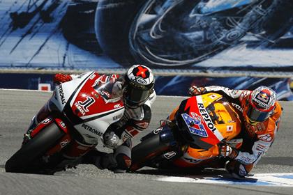 Jorge Lorenzo takes brave second at Laguna