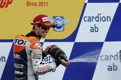 Casey Stoner eyes seven podiums to finish 2011