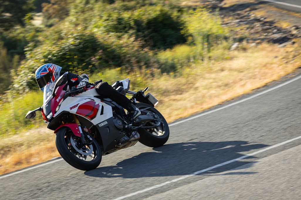 Yamaha R7 Modify Riding Position 2026-on Yamaha R7 review | Tweaked, refined and upgraded