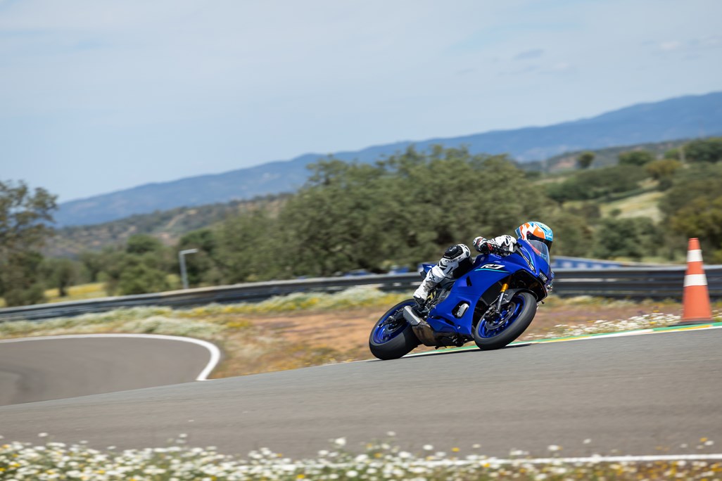 Leaning R7 2026-on Yamaha R7 review | Tweaked, refined and upgraded