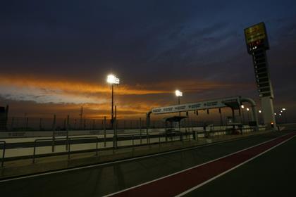 The first 1000cc MotoGP clash will take place under the floodlights at Qatar