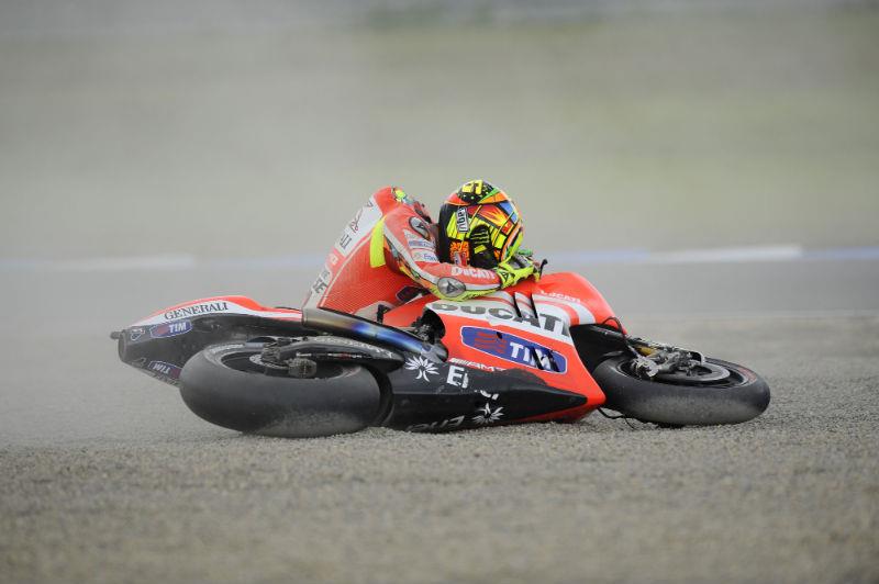 bænk Motley materiale Finger injury boost for Valentino Rossi | MCN