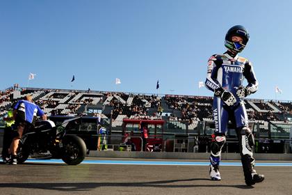 Laverty will leave Yamaha to join Aprilia in 2012