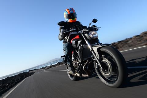 YAMAHA MT-07 (2014 - 2018) Review