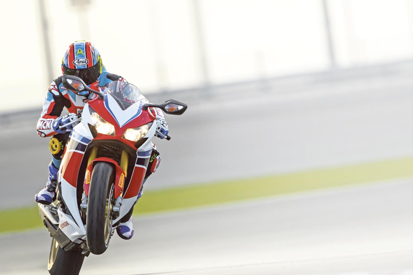 2015 fireblade deals