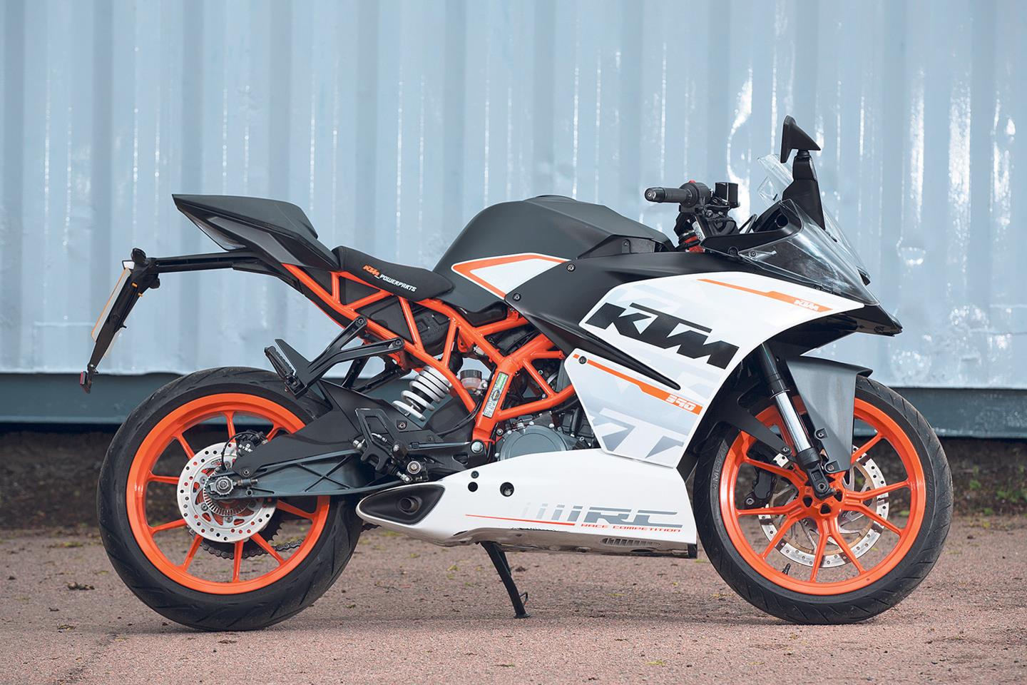 Ktm rc clearance 390 model