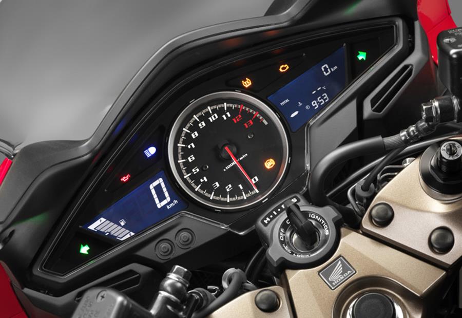 Honda VFR 800 VTEC clocks