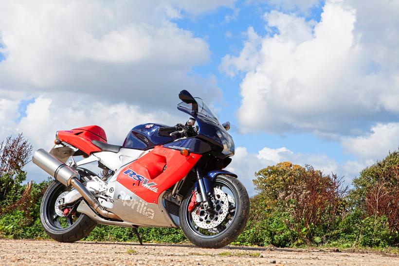 Aprilia RSV1000