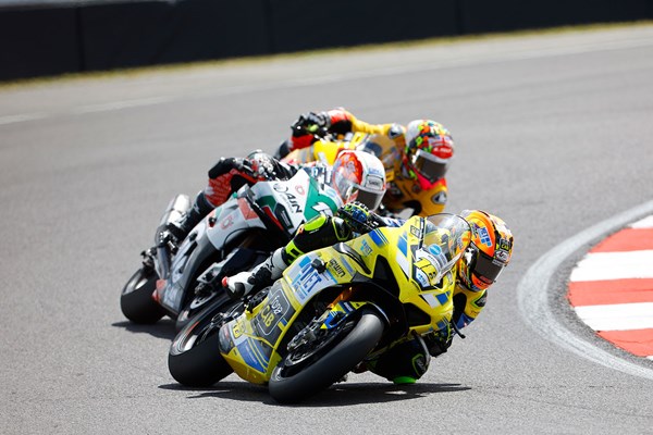 Andrew Irwin fractures right humerus in Knockhill test crash