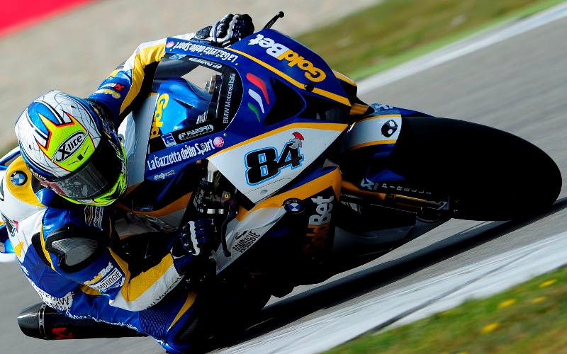 WSB Fabrizio Takes Provisional Pole As BMW Continue To Dominate MCN