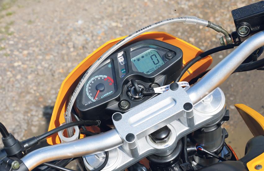SINNIS APACHE 250 (2014-2016) Review 