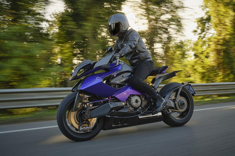 Limited-run Vyrus Alyen gets Panigale power and hub steering