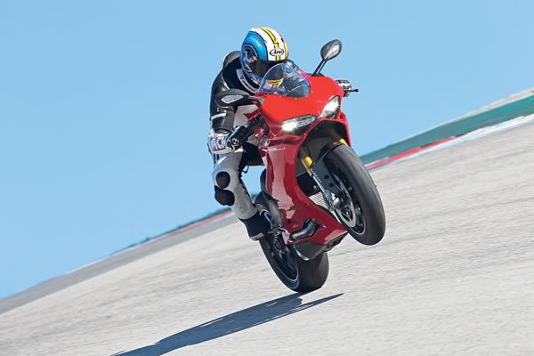 Ducati 1299 Panigale on track