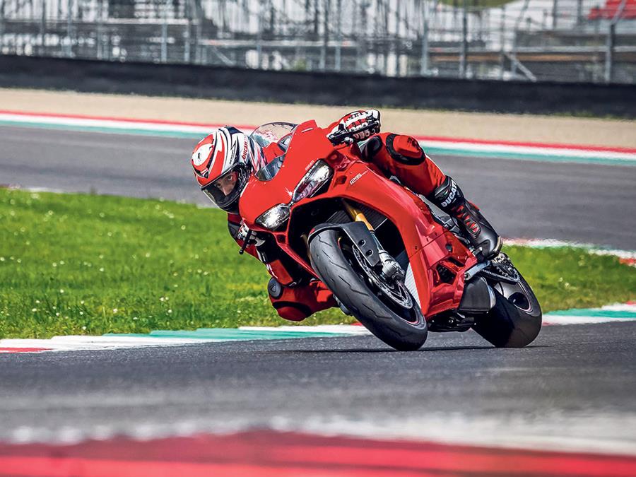 Ducati 1299 Panigale knee down