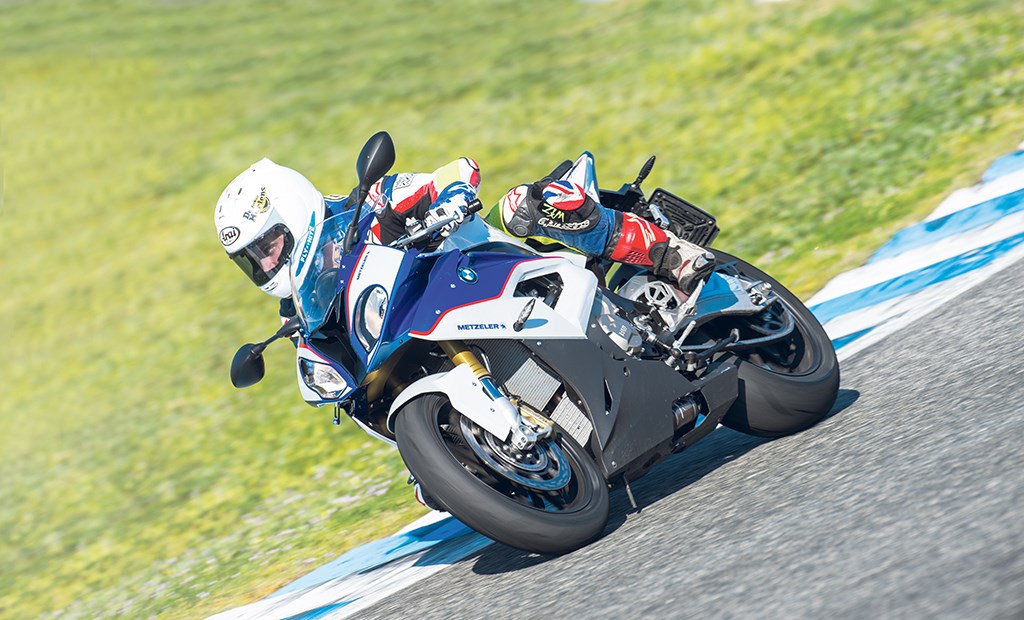 First Ride: 2016 BMW S1000RR
