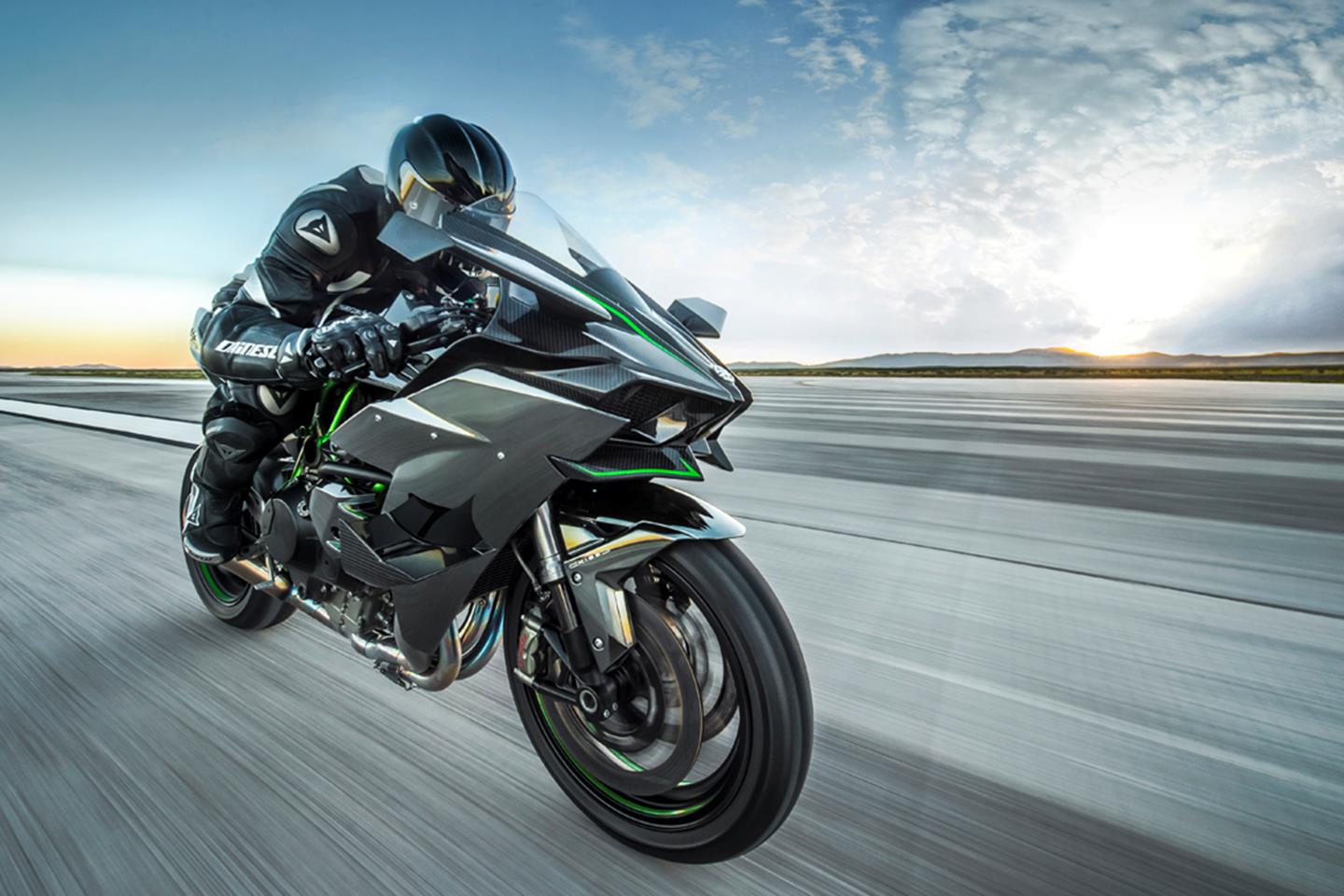 Kawasaki ninja h2r rate sale