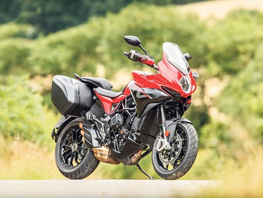 MV-AGUSTA TURISMO VELOCE 800 (2015 - on) Review | MCN