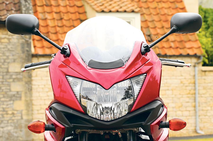 Suzuki Bandit 1250 front end and headlight