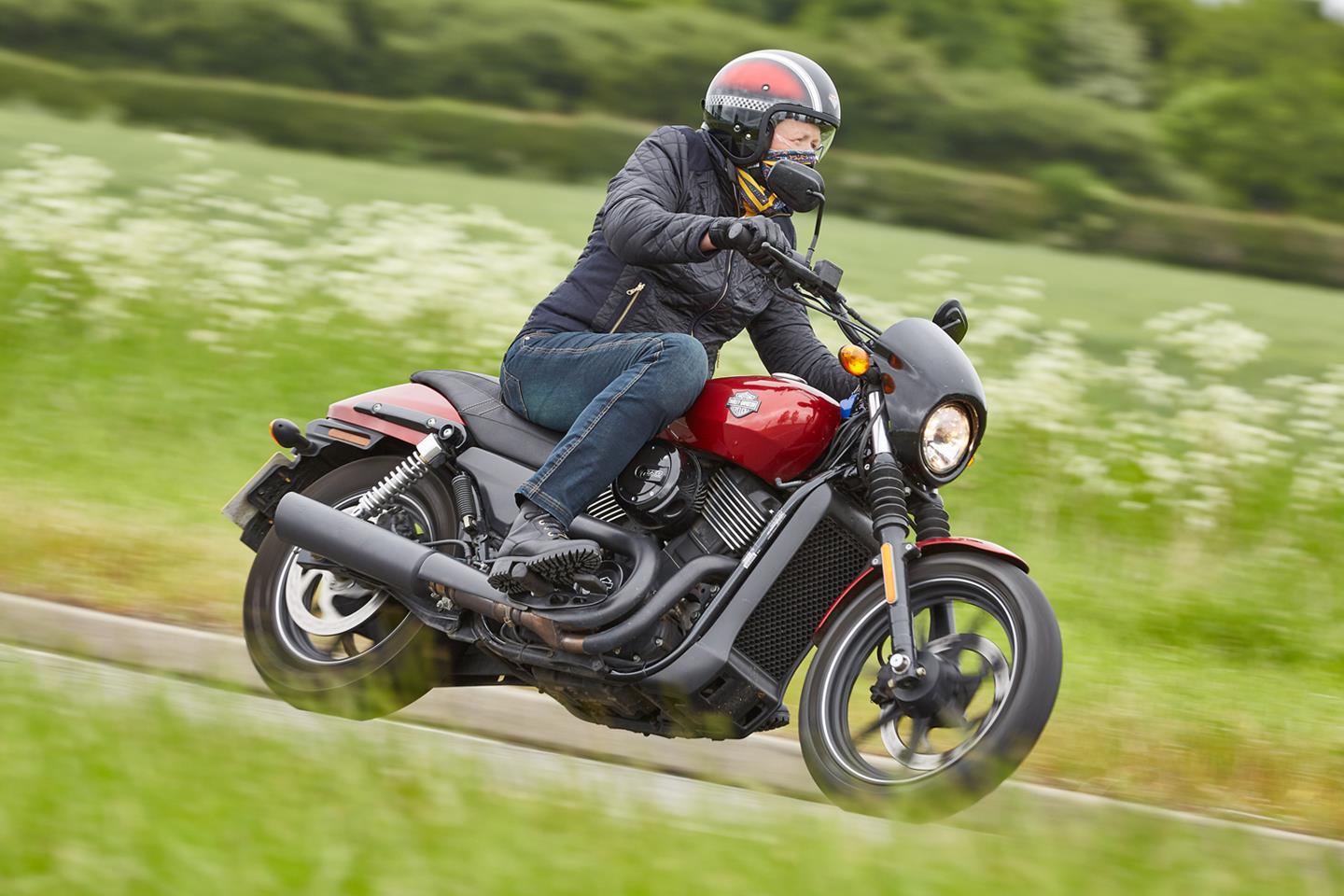 Harley 750cc deals street