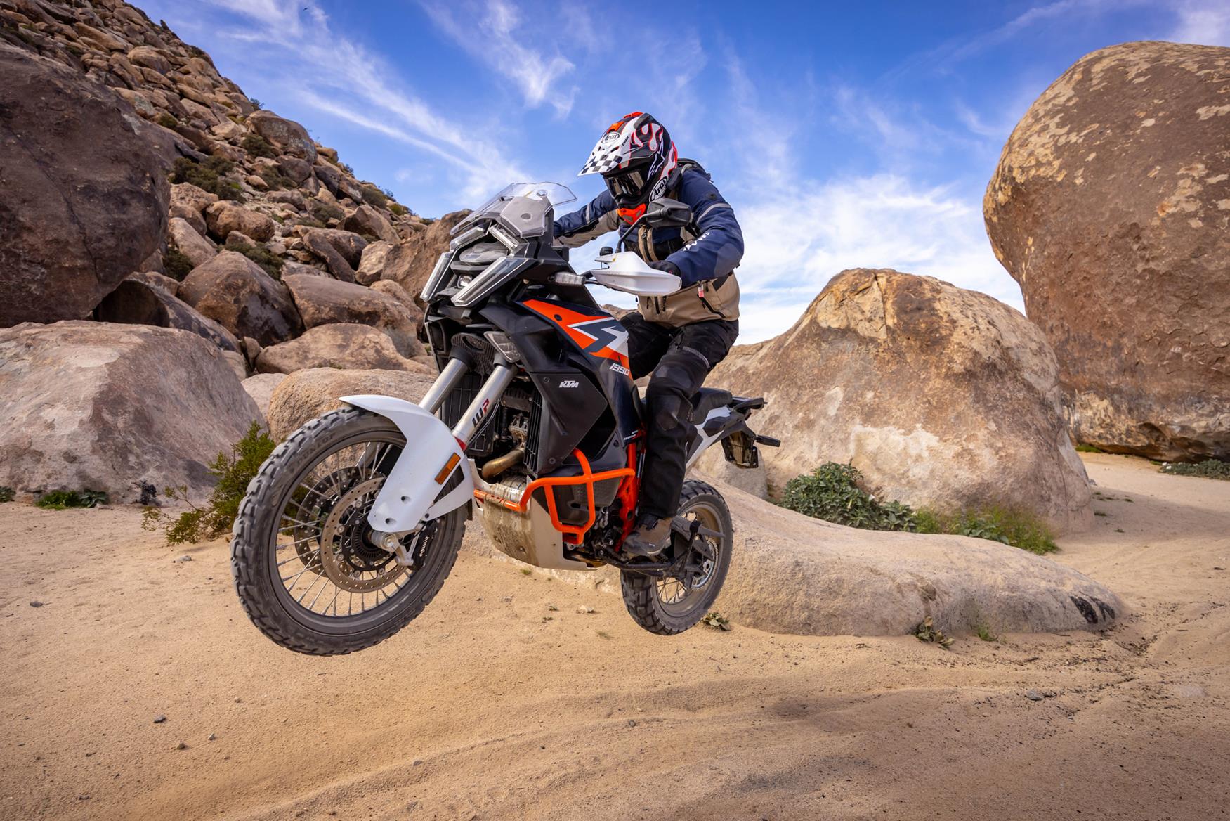 KTM 1390 SUPER ADVENTURE R 1790251825000 (2026-on)