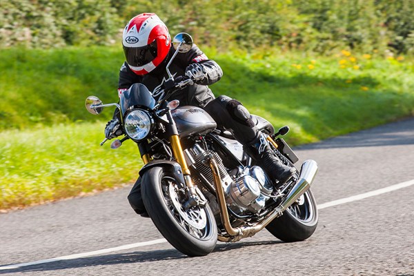 NORTON COMMANDO 961 Mk II (2015-on) Motorcycle Review