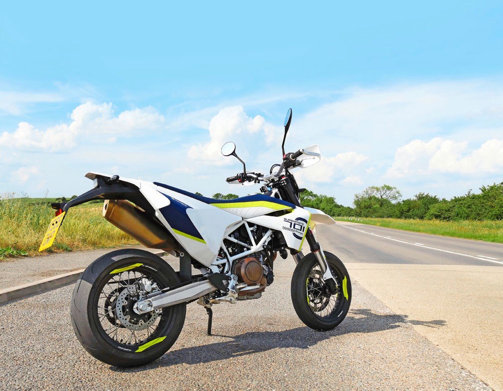 Husqvarna 701 Supermoto (2015-on) Motorcycle Review