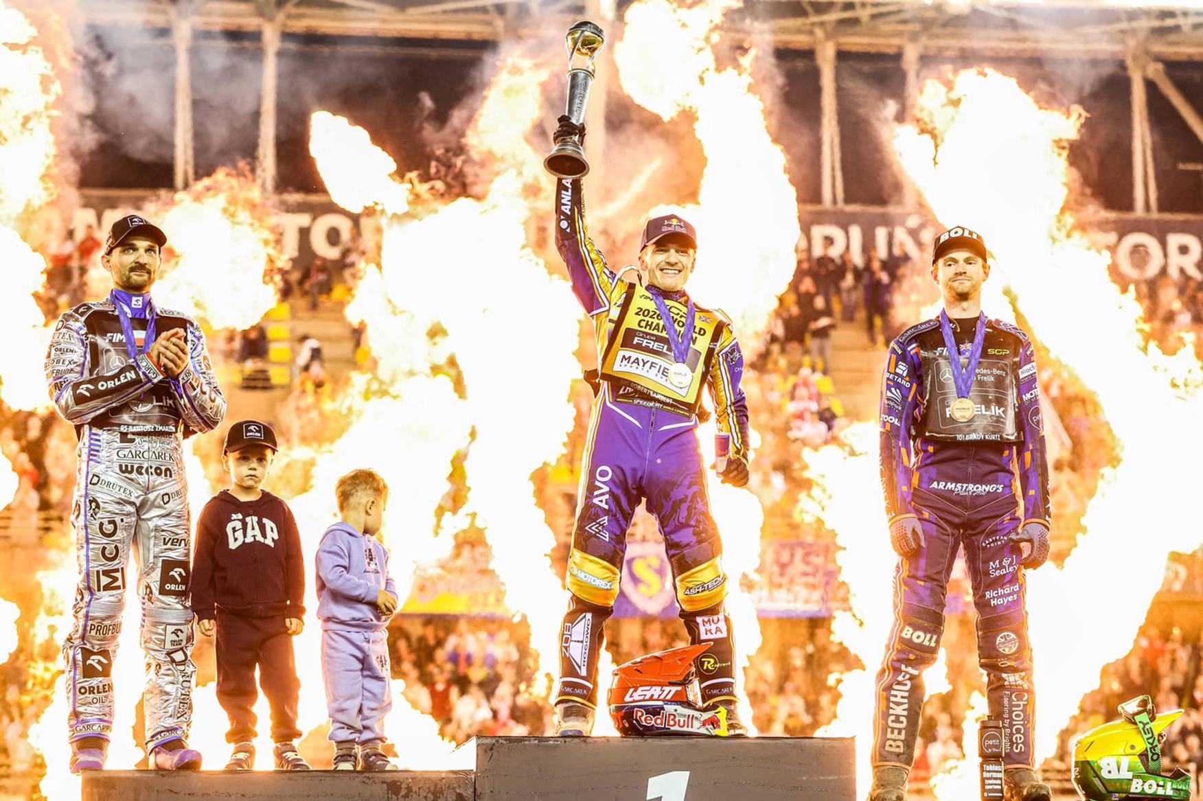 Robert Lambert is crowned Britain's ninth World Speedway Champion in a nail biting finale