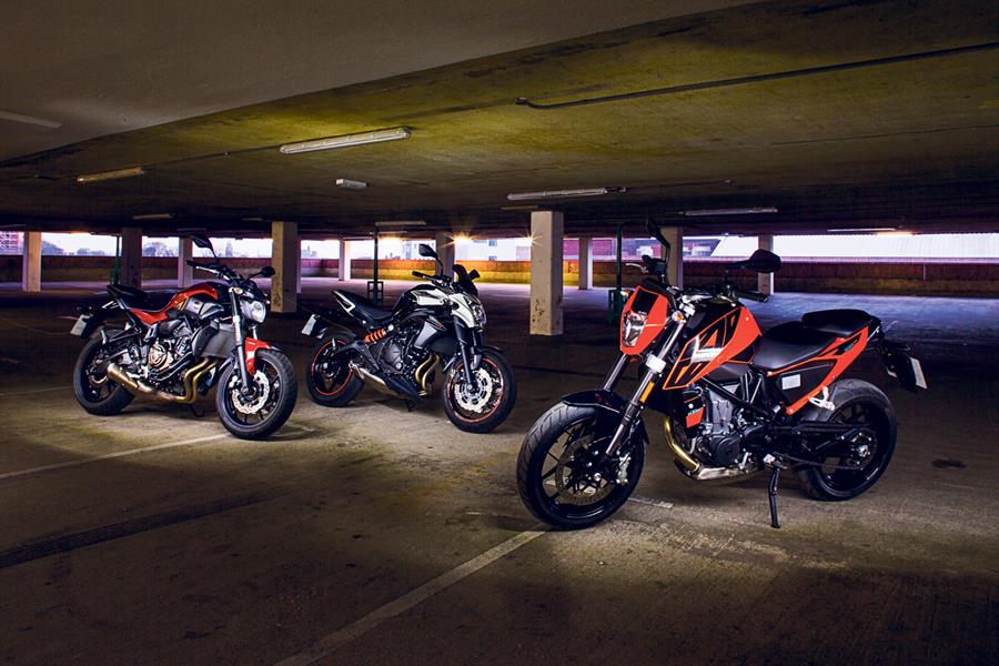 KTM Duke 690 vs Kawasaki ER-6N vs Yamaha MT-07