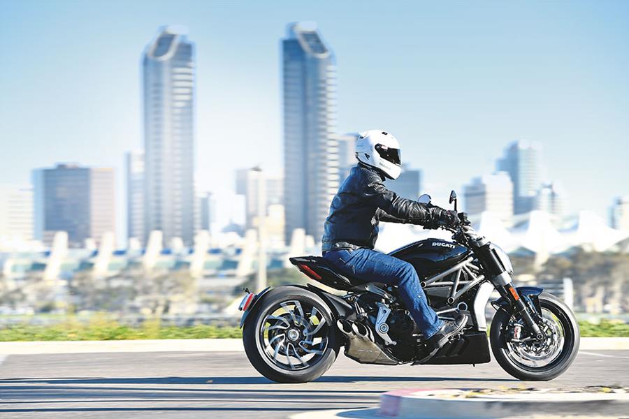 Riding the 2016 Ducati XDiavel