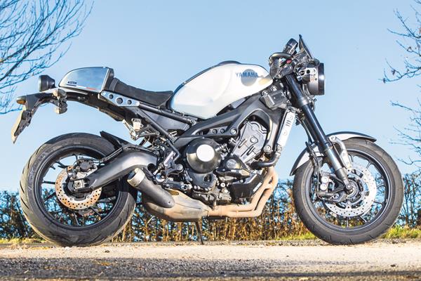 Yamaha XSR900 review on MCN