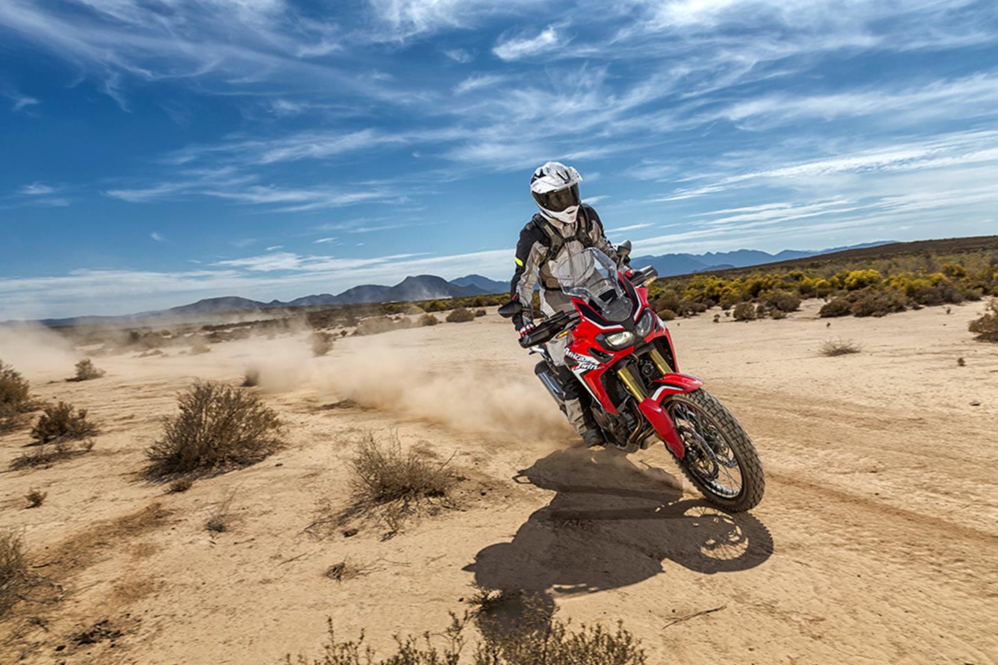 HONDA CRF1000L AFRICA TWIN (2016-2019) Motorcycle Review