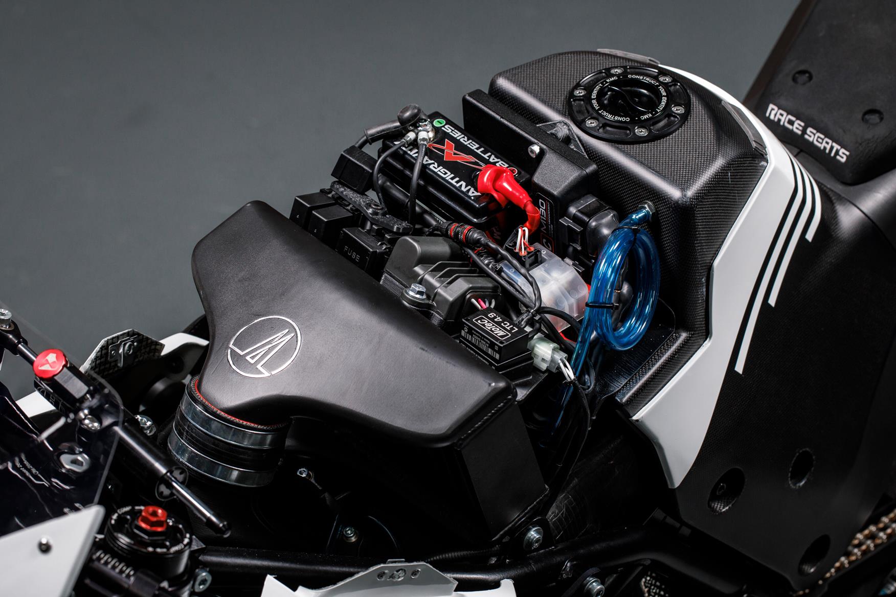 449cc 機械增壓也能挑戰跑車效率!WMC Mono RR 把巨大風道直接穿過車身