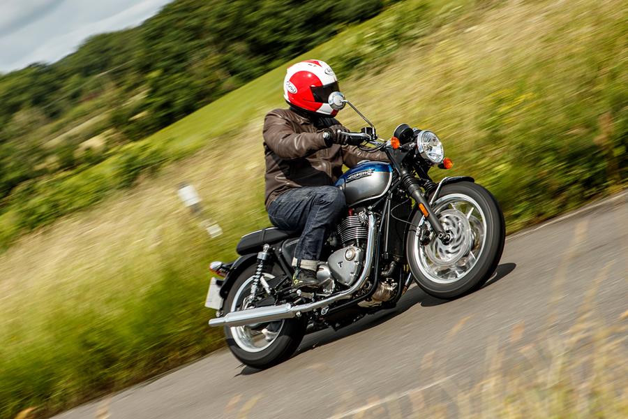 2021 Triumph Bonneville T120 on the road right side