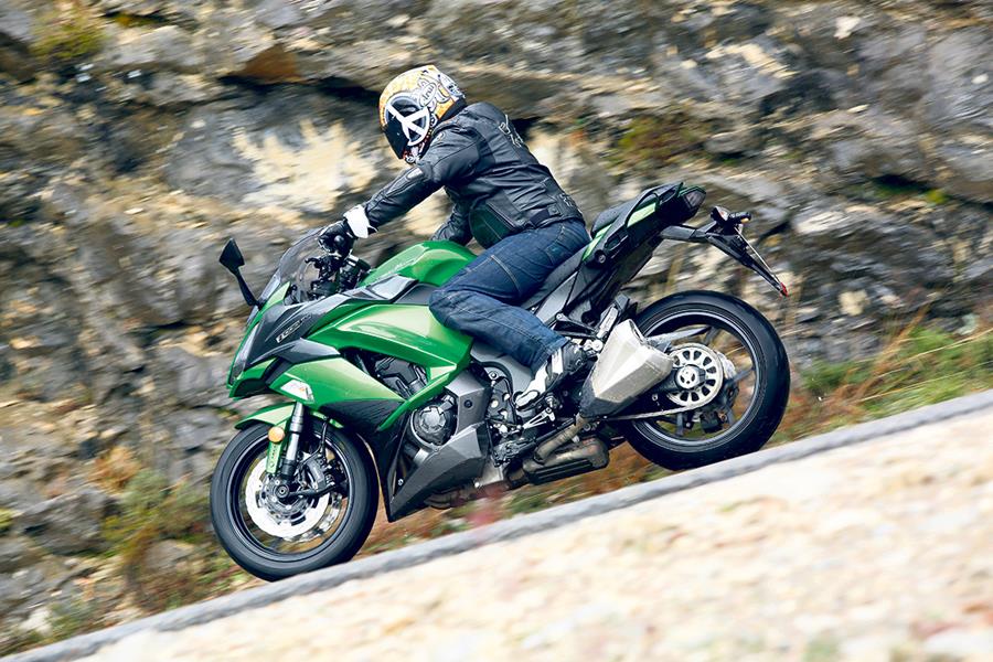 Kawasaki Z1000SX has incredible performance