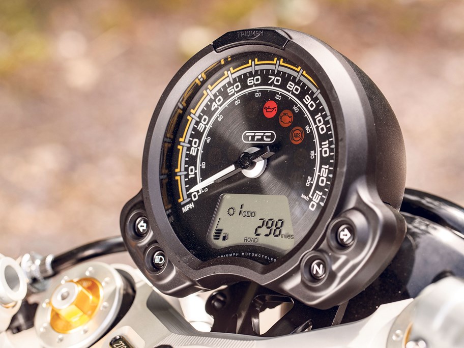 triumph bobber tfc review