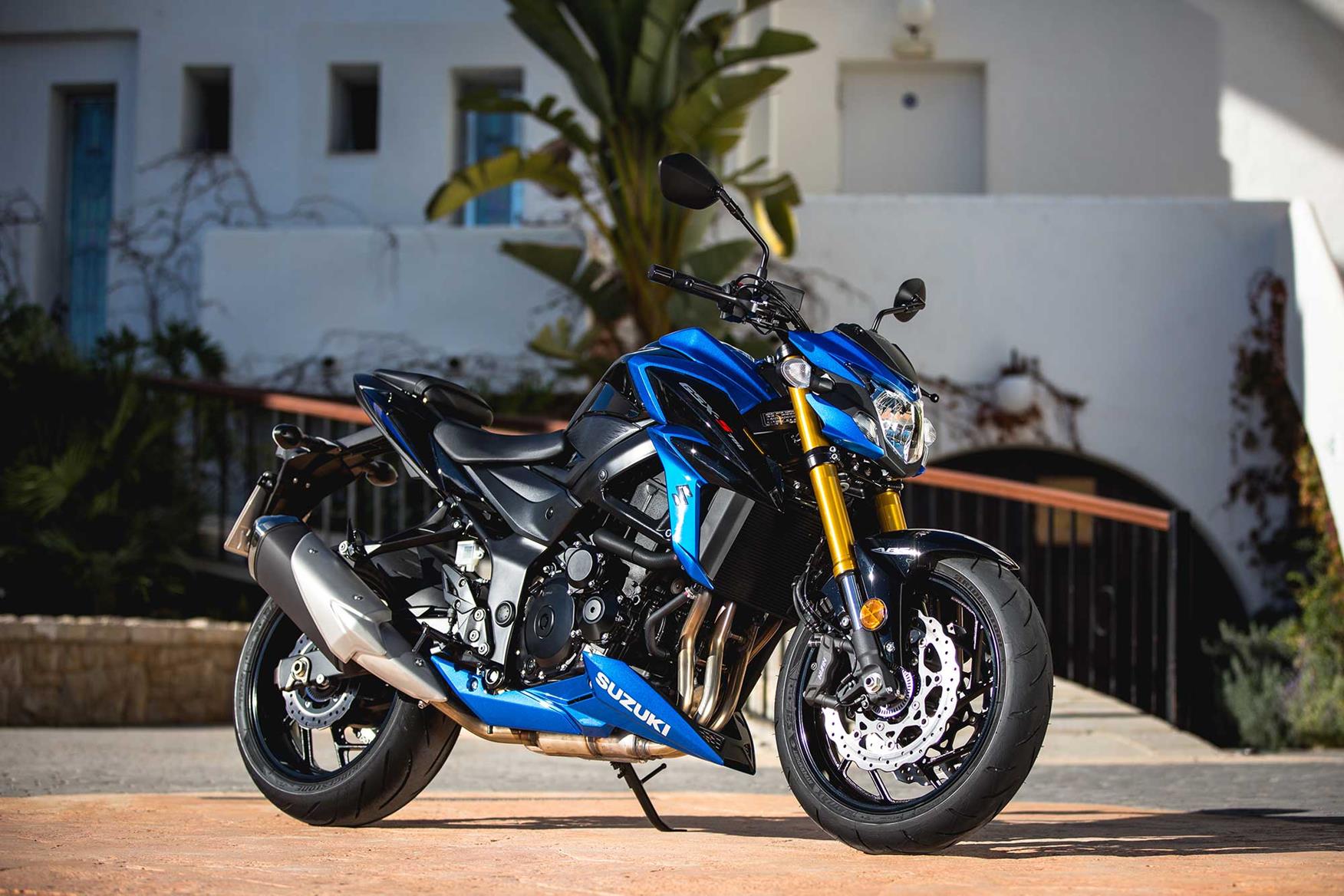 SUZUKI GSX-S750 (2017 - Review | MCN