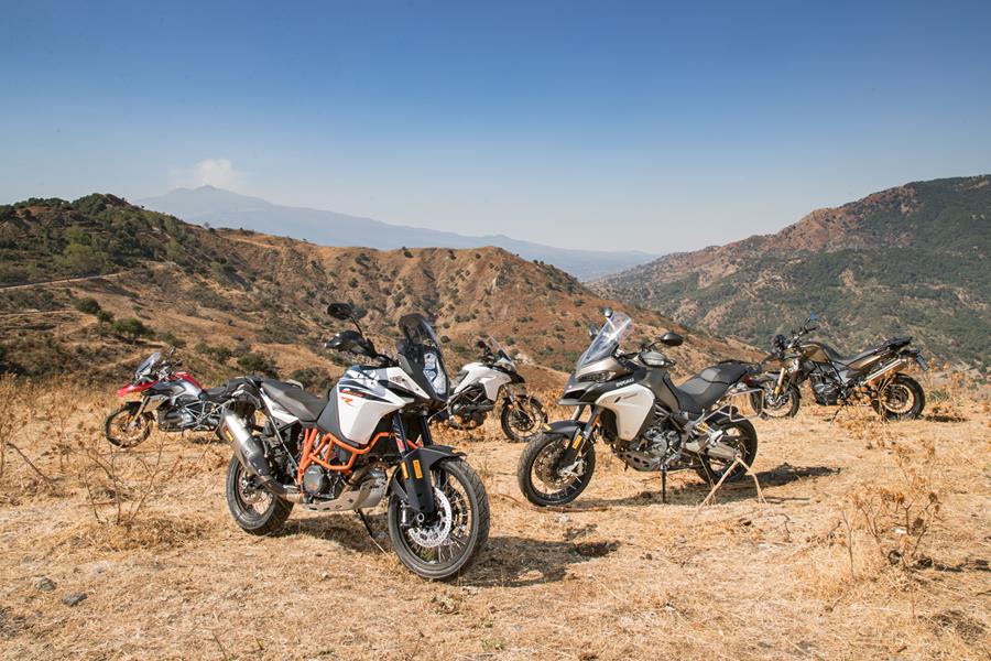 BMW R1200GS vs Ducati Multistrada 950 vs BMW F800GS Adventure vs Ducati Multistrada 1200 vs KTM 1090 Adventure R