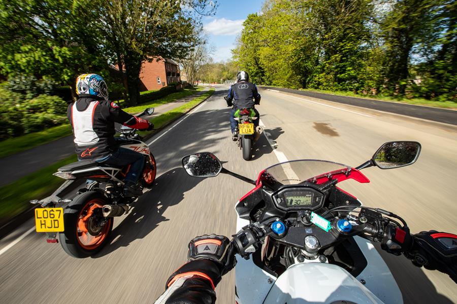 Kawasaki Ninja 400 vs KTM Duke 390 vs Honda CBR500R tested group test